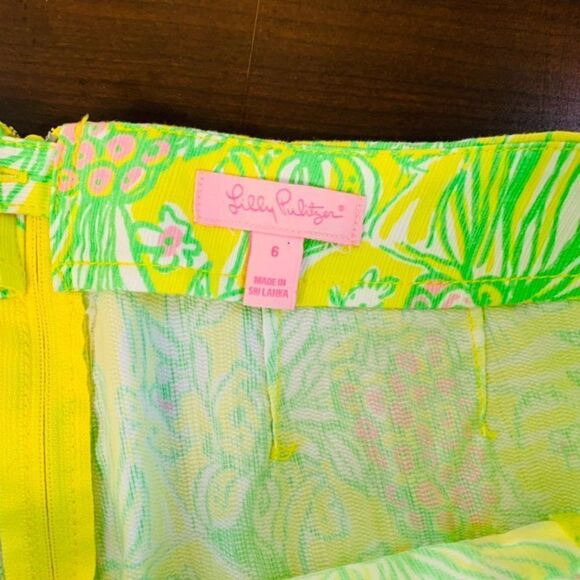 Lilly Pulitzer Pineapple Yellow and Lime Green Pineapple Animal Print - Picture 2 of 3